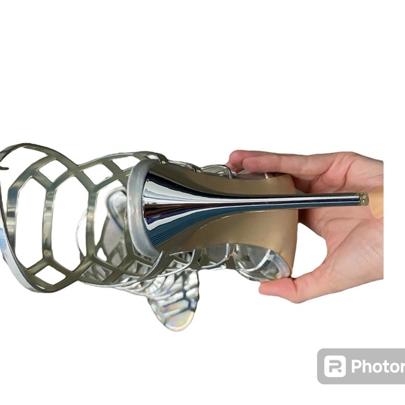 Holographic View Silver High Heels with cage design - Picture 8 of 11